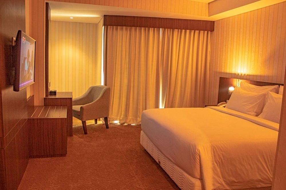 Labersa Hotel & Convention Center Toba Balige Exterior photo