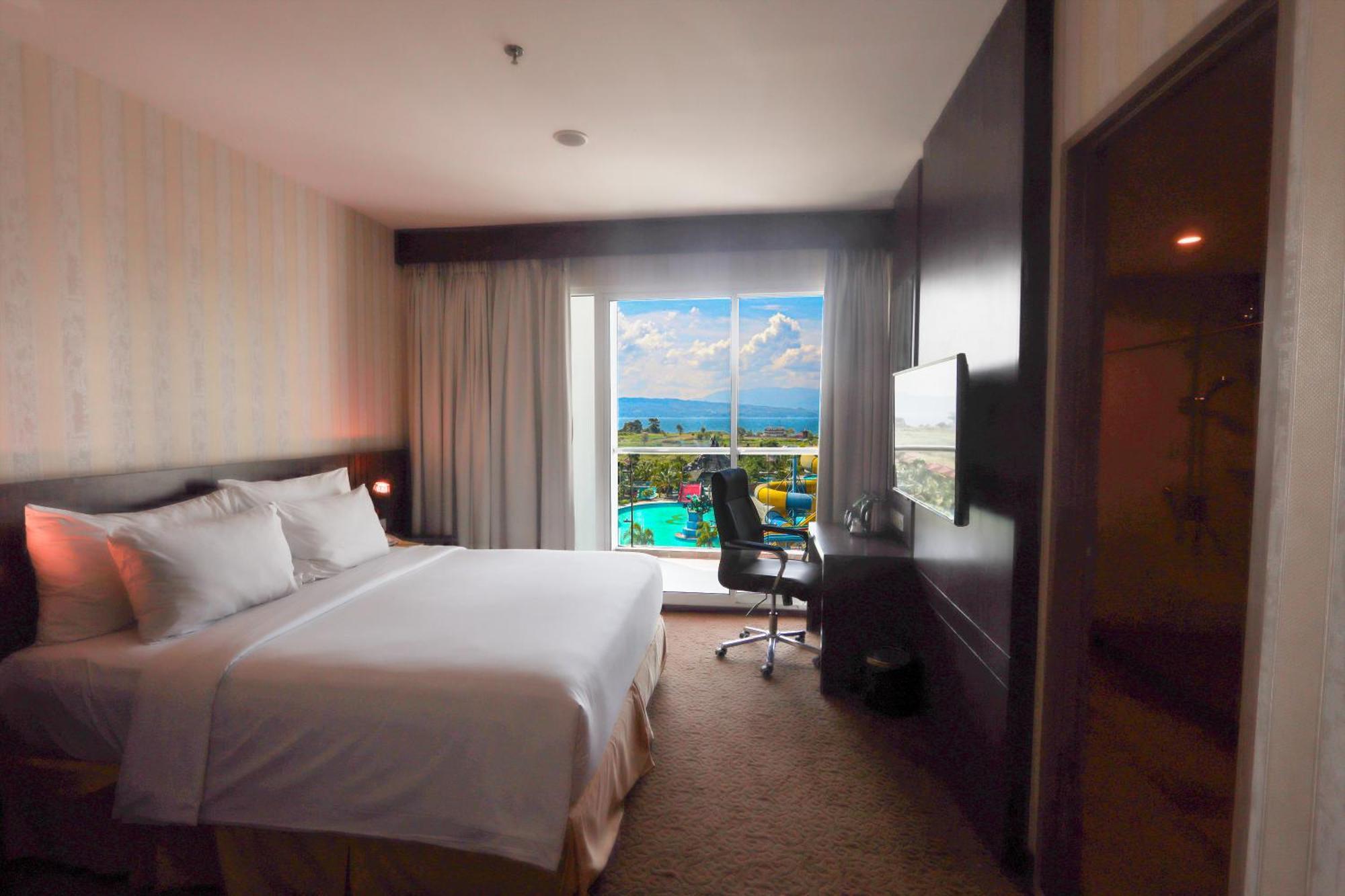 Labersa Hotel & Convention Center Toba Balige Exterior photo